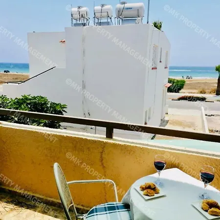 Merika Complex 1 Hou.32 בית נופש *