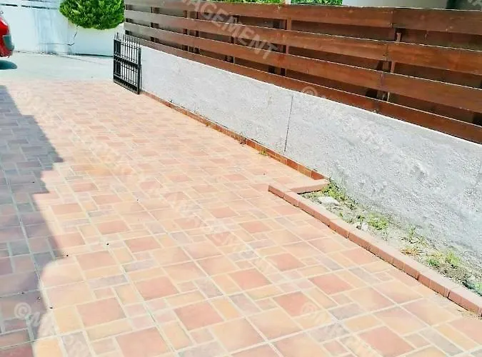 度假居 Merika Complex 1 Hou.32 拉纳卡