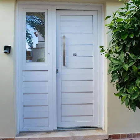 Merika Complex 1 Hou.32 Holiday home