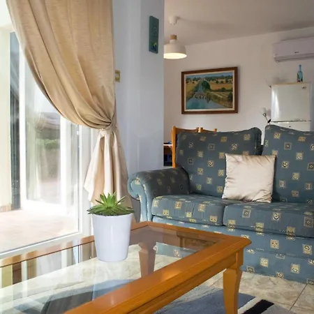 Merika Complex 1 Hou.32 Holiday home *